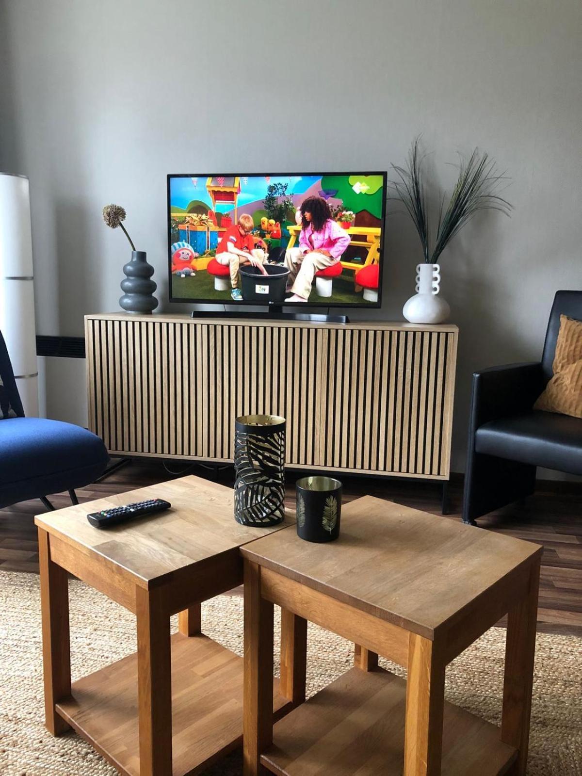 Appartement De Vrijbuiter, Resort Amelander Kaap Холум Екстериор снимка
