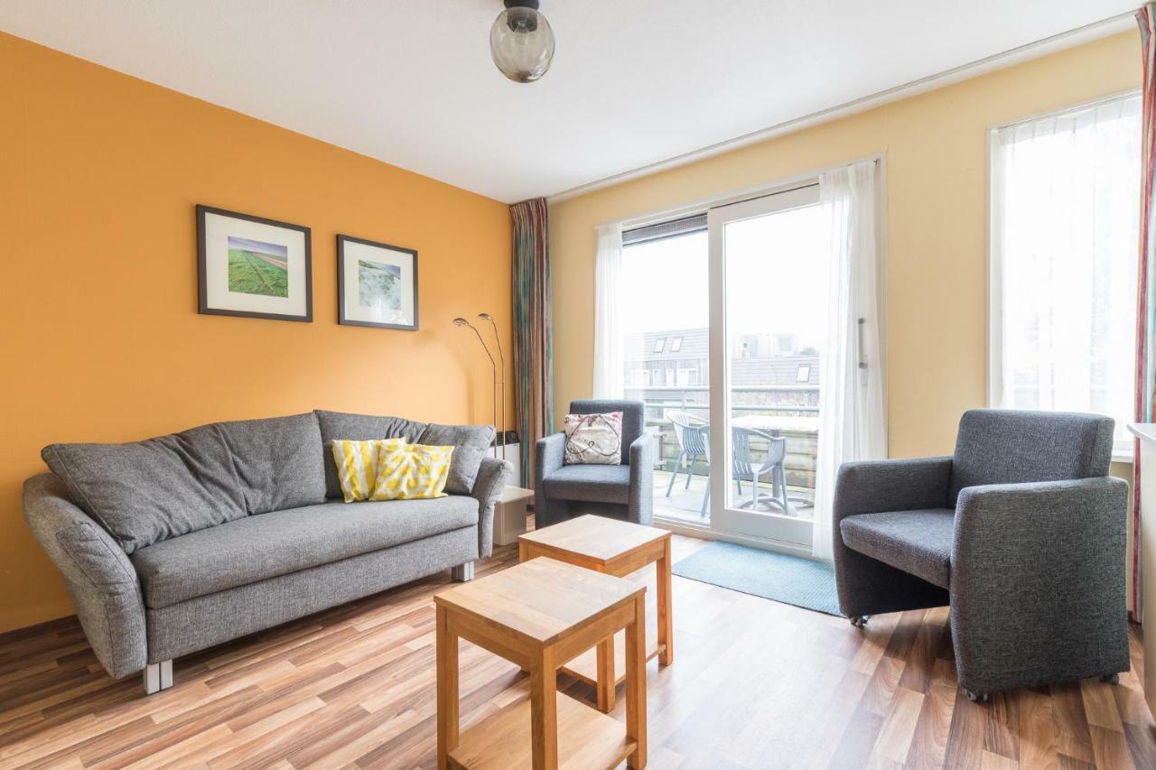 Appartement De Vrijbuiter, Resort Amelander Kaap Холум Екстериор снимка